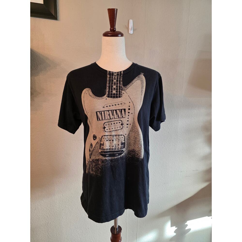 VTG 2005 Nirvana Guitar Graphic Crewneck T-Shirt SZ Medium Y2K